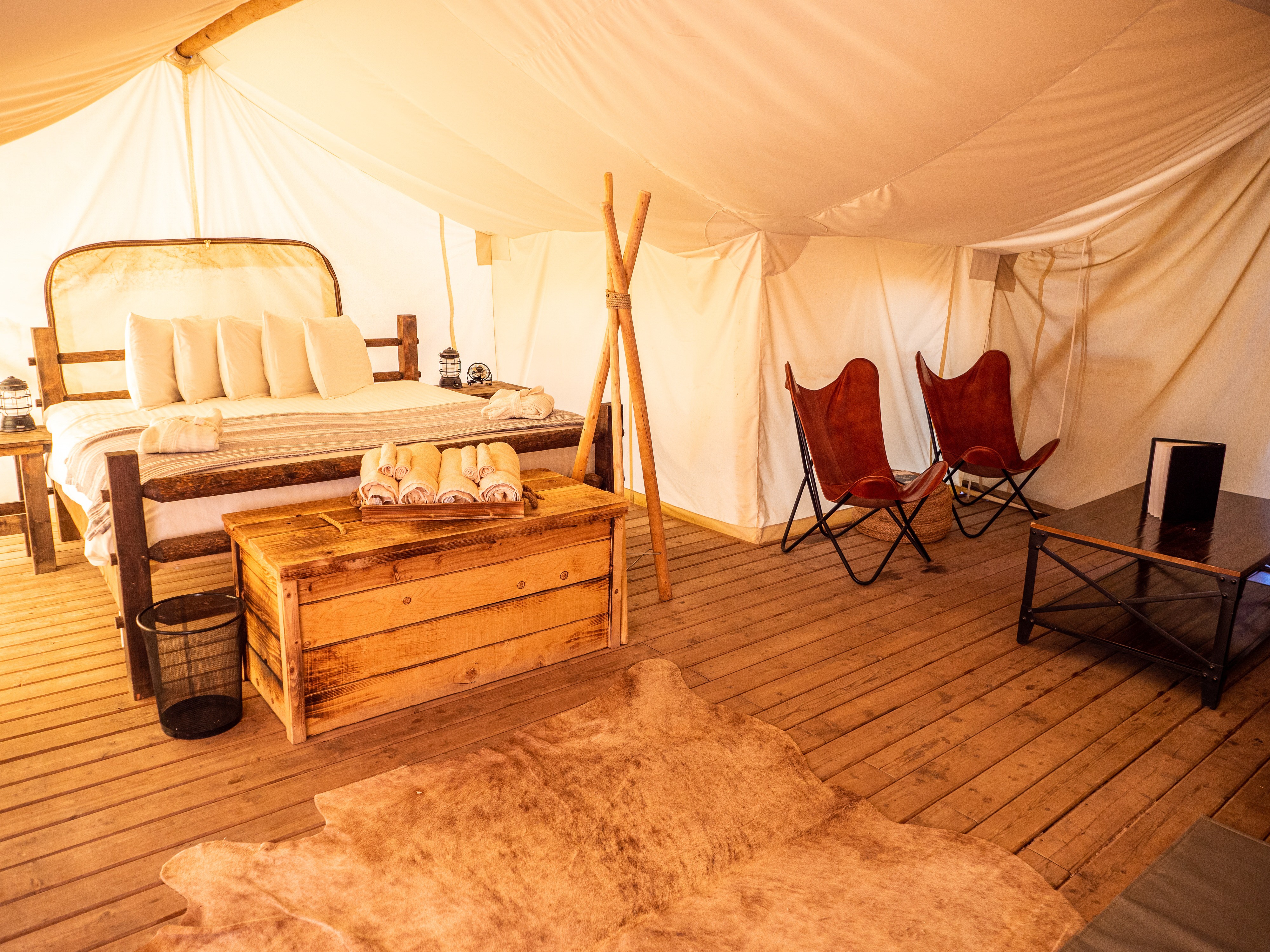 US Accommodation Luxury P1066004 Under Canvas Moab