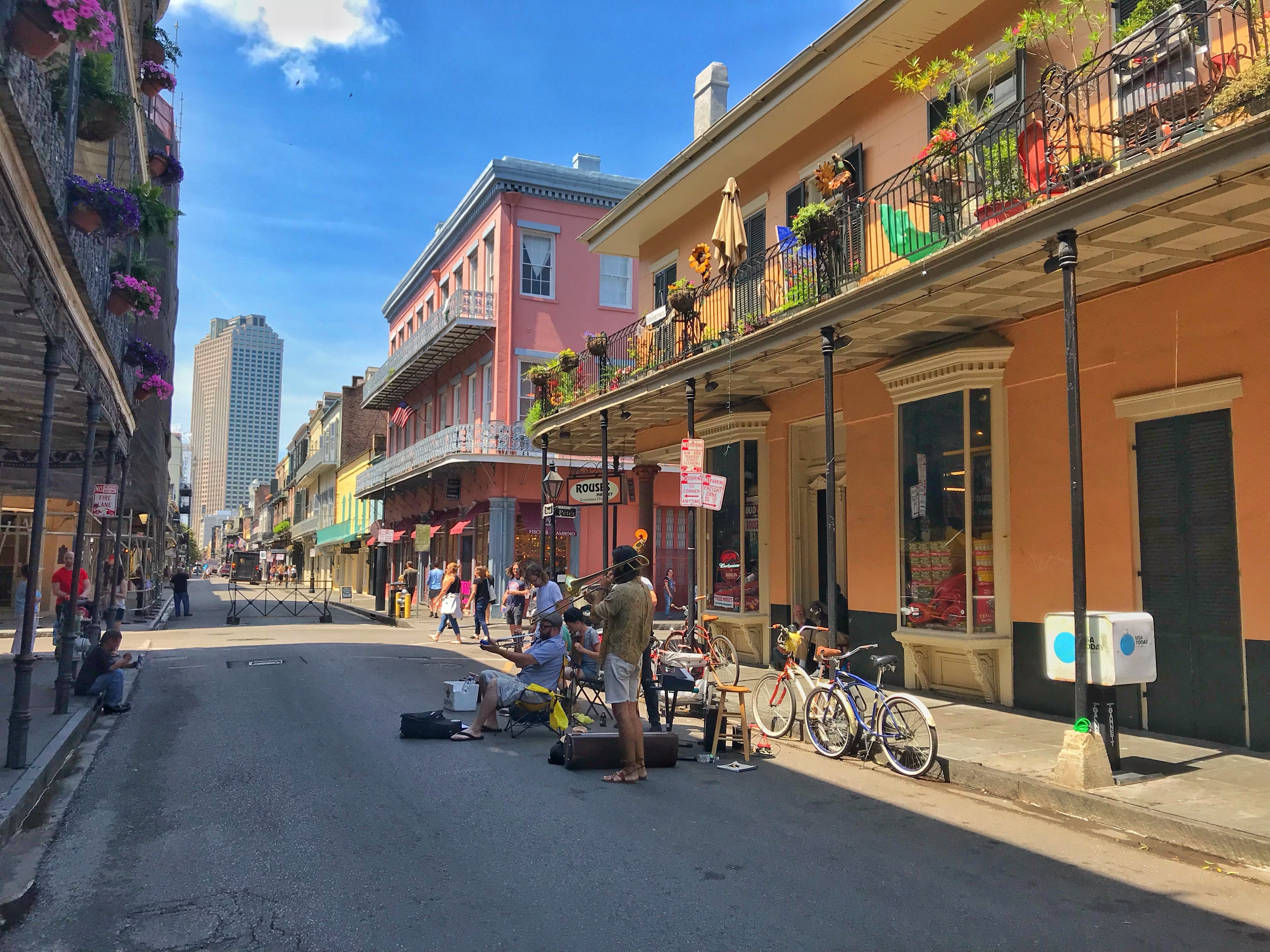US Louisiana New Orleans streetperformance