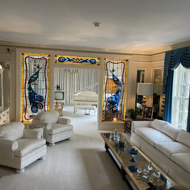 US Tennessee Memphis Graceland livingroom