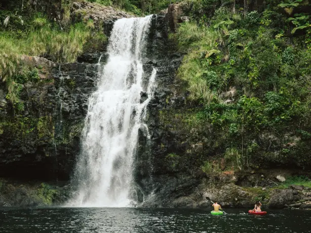 USA Volcanoes Nationalpark Hawaii Hilo waterfalls
