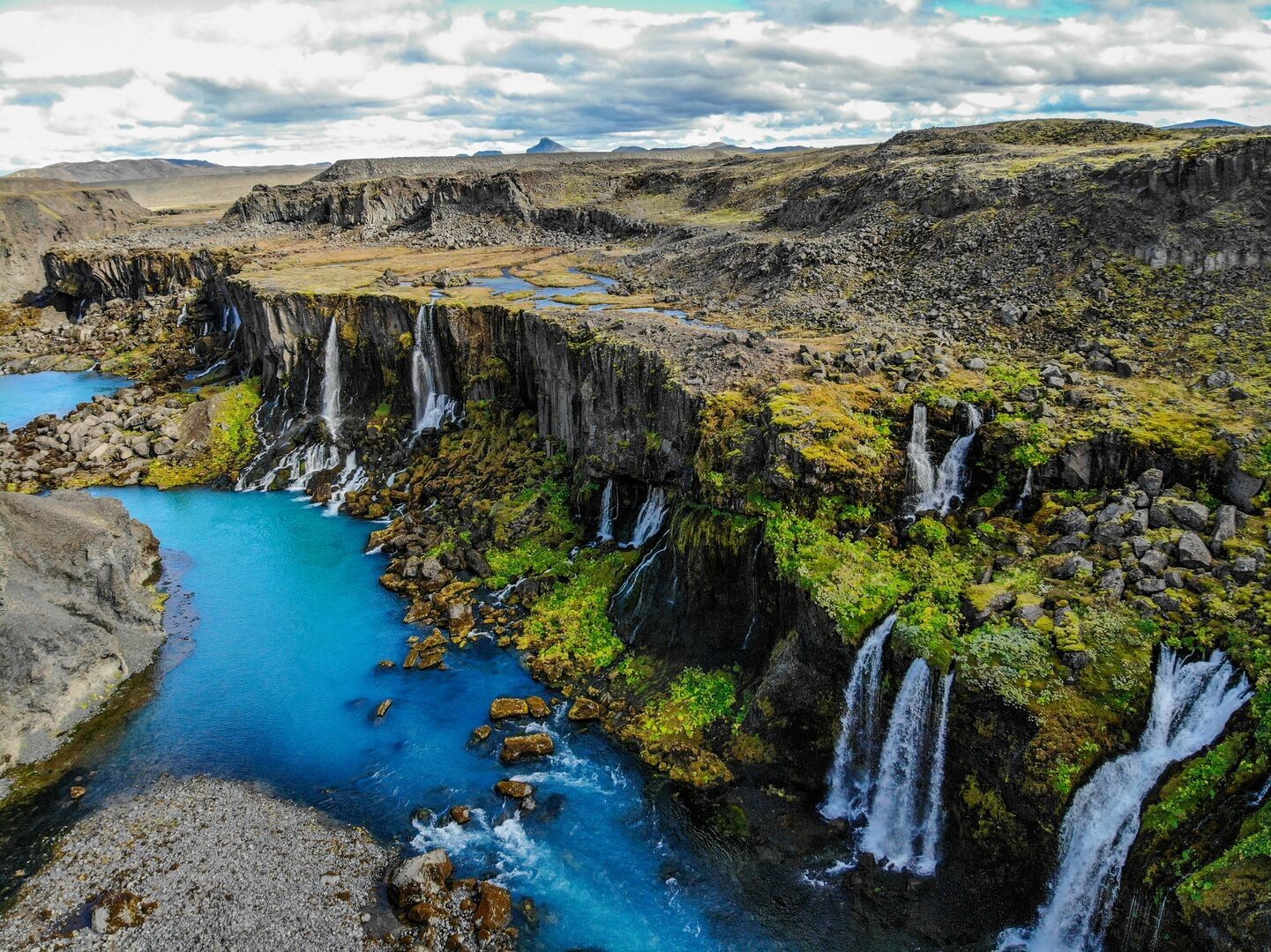 Icelandair stopover Reykjavik Sigöldugljúfur waterfall