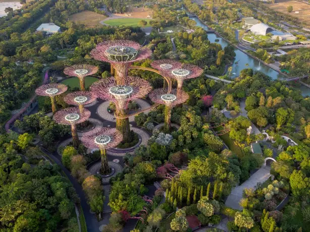 Skywalk in Singapore van bovenaf