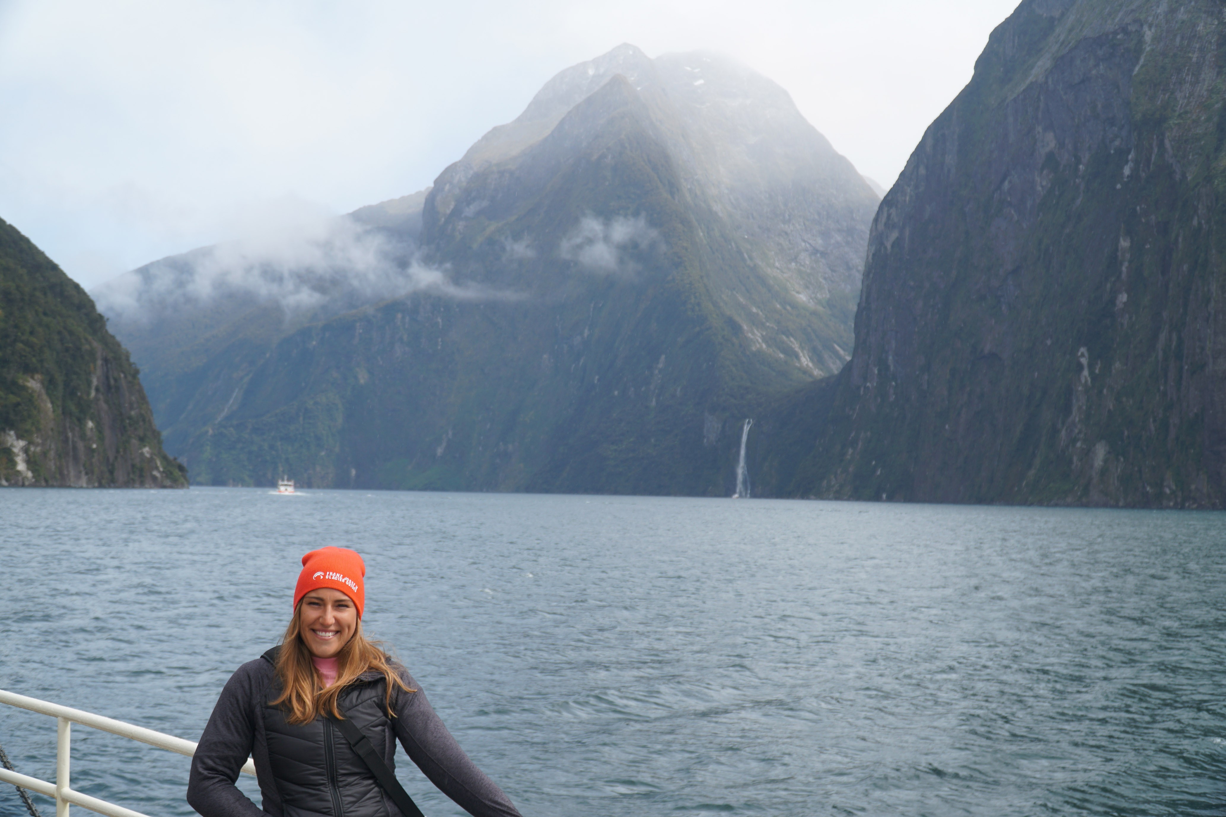 nz-south-fiordland national park-Milford Sound-Simone