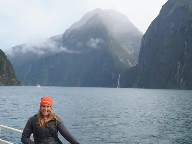 nz-south-fiordland national park-Milford Sound-Simone
