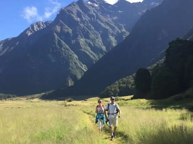 5 Travel Essence Reiservaring Paulien Norbert Nieuw Zeeland Wilkin Jet Helicopters Hike