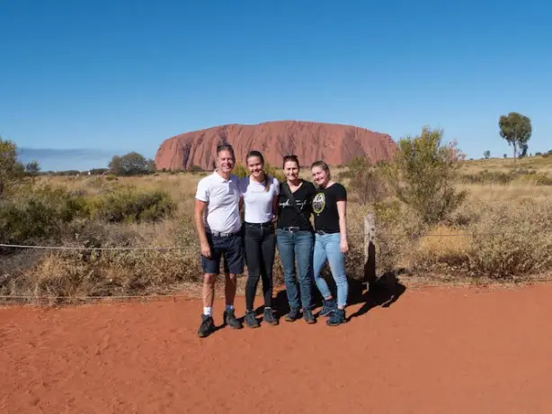 Reiservaring Iwar Conny Renee Nicole Uluru Australie Travel Essence