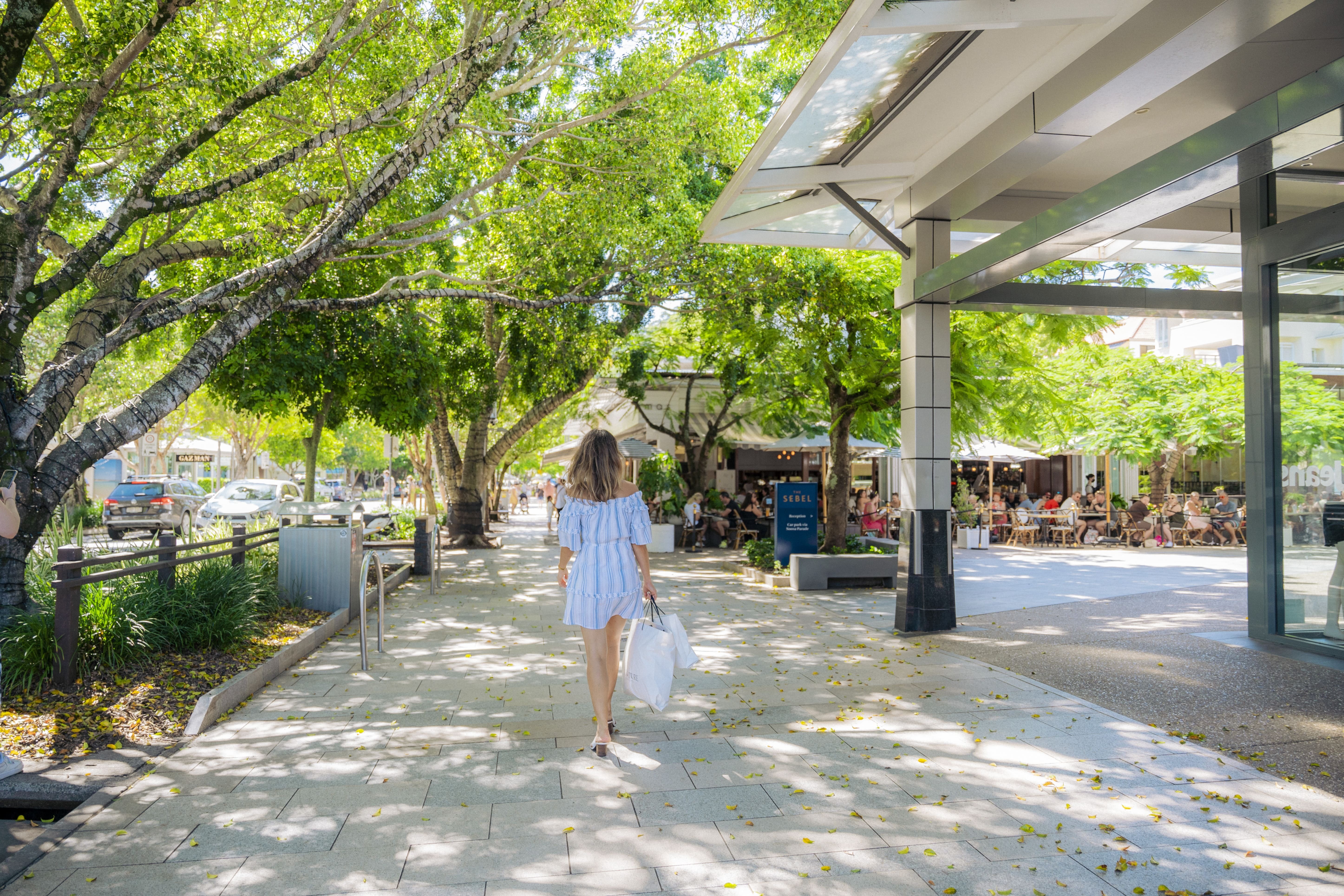 TN NOOSA HEADS Hastings Street HERO 05 2
