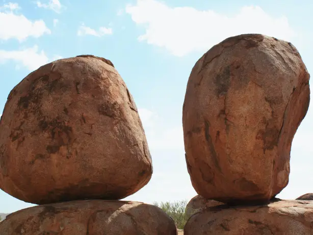 AUS_NT_Devils Marbles_Stuart Highway