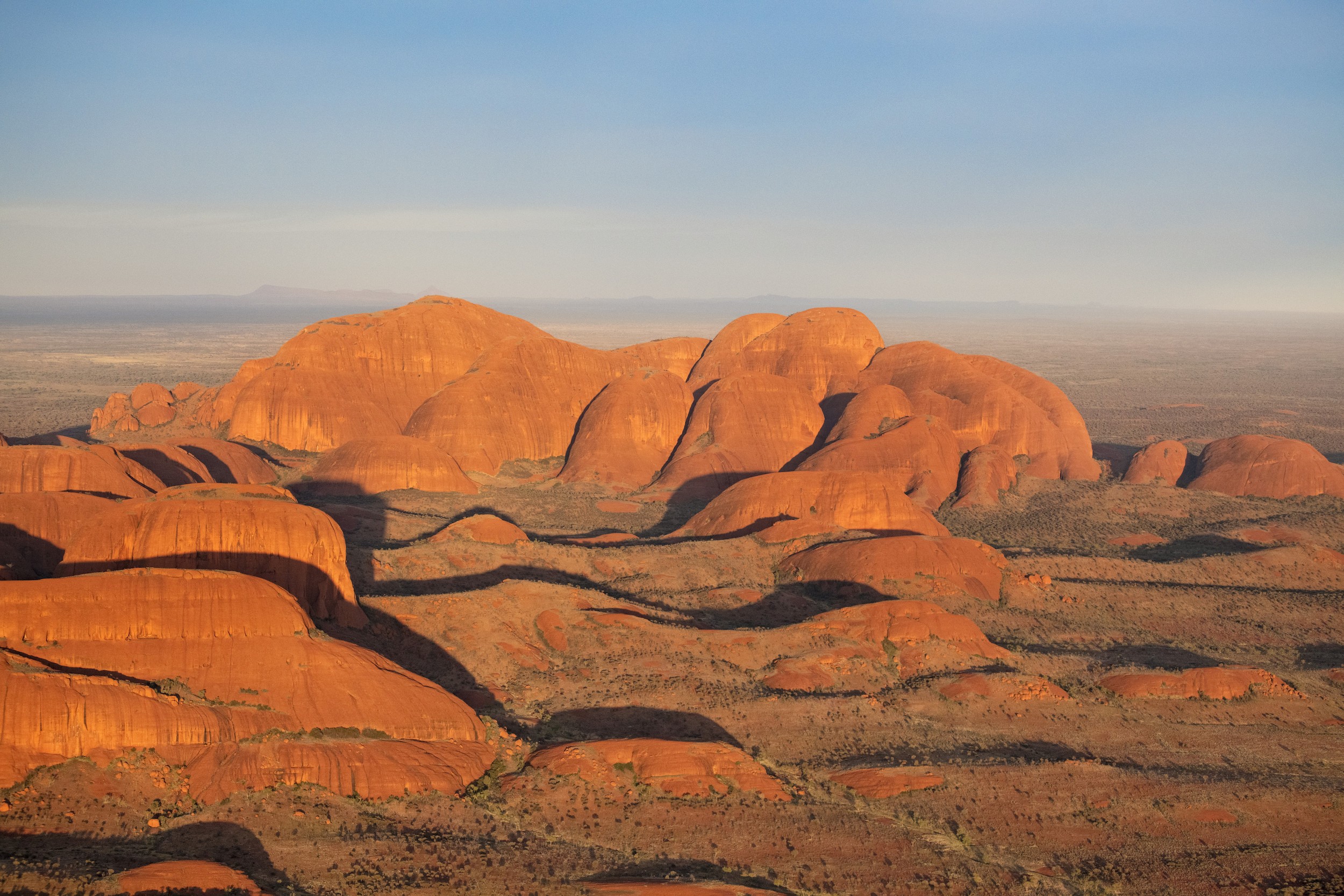 Luftaufnahme der Olgas im Nordwesten Australiens