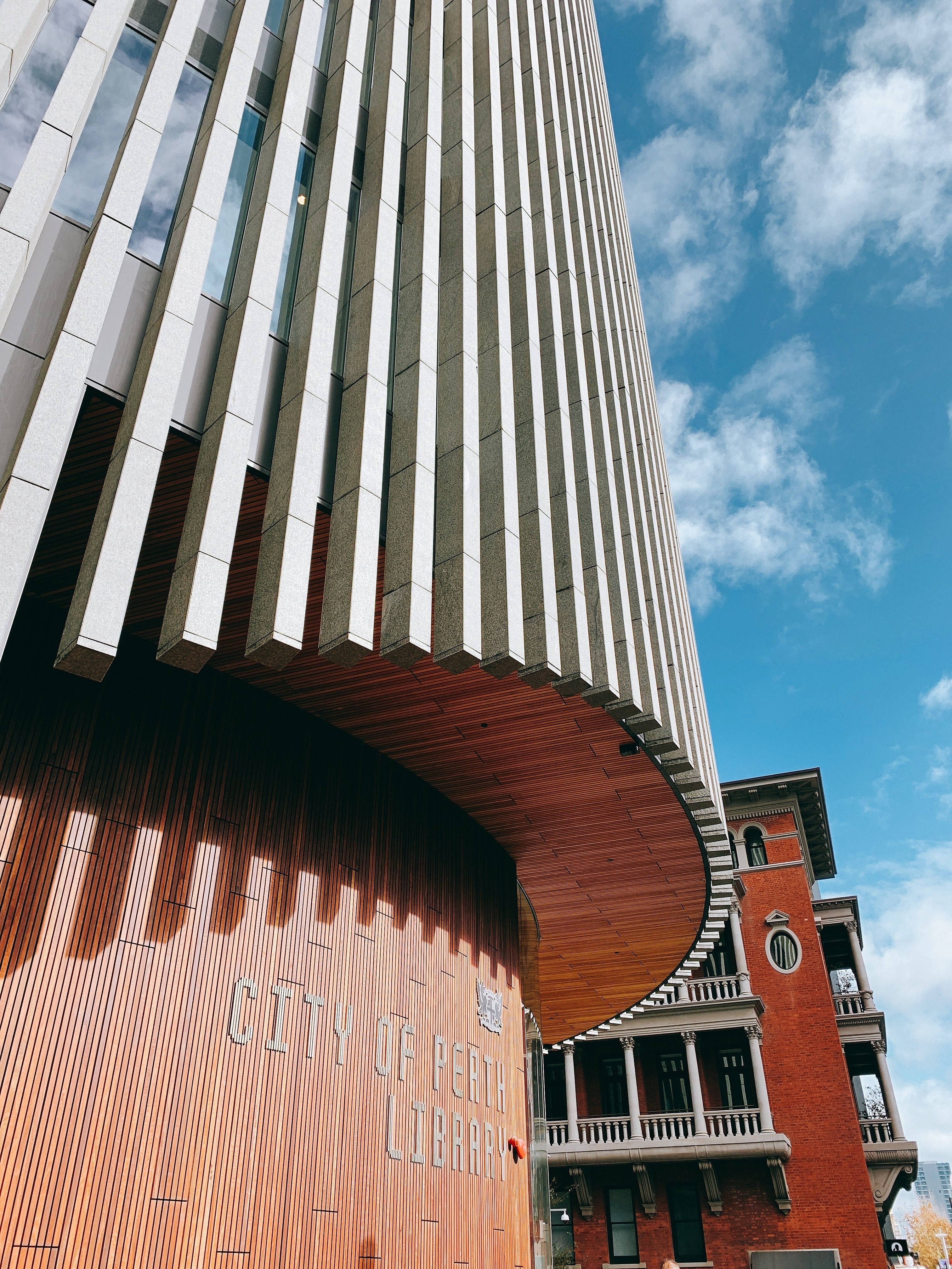 AUS WA Perth library sharaan muruvan unsplash