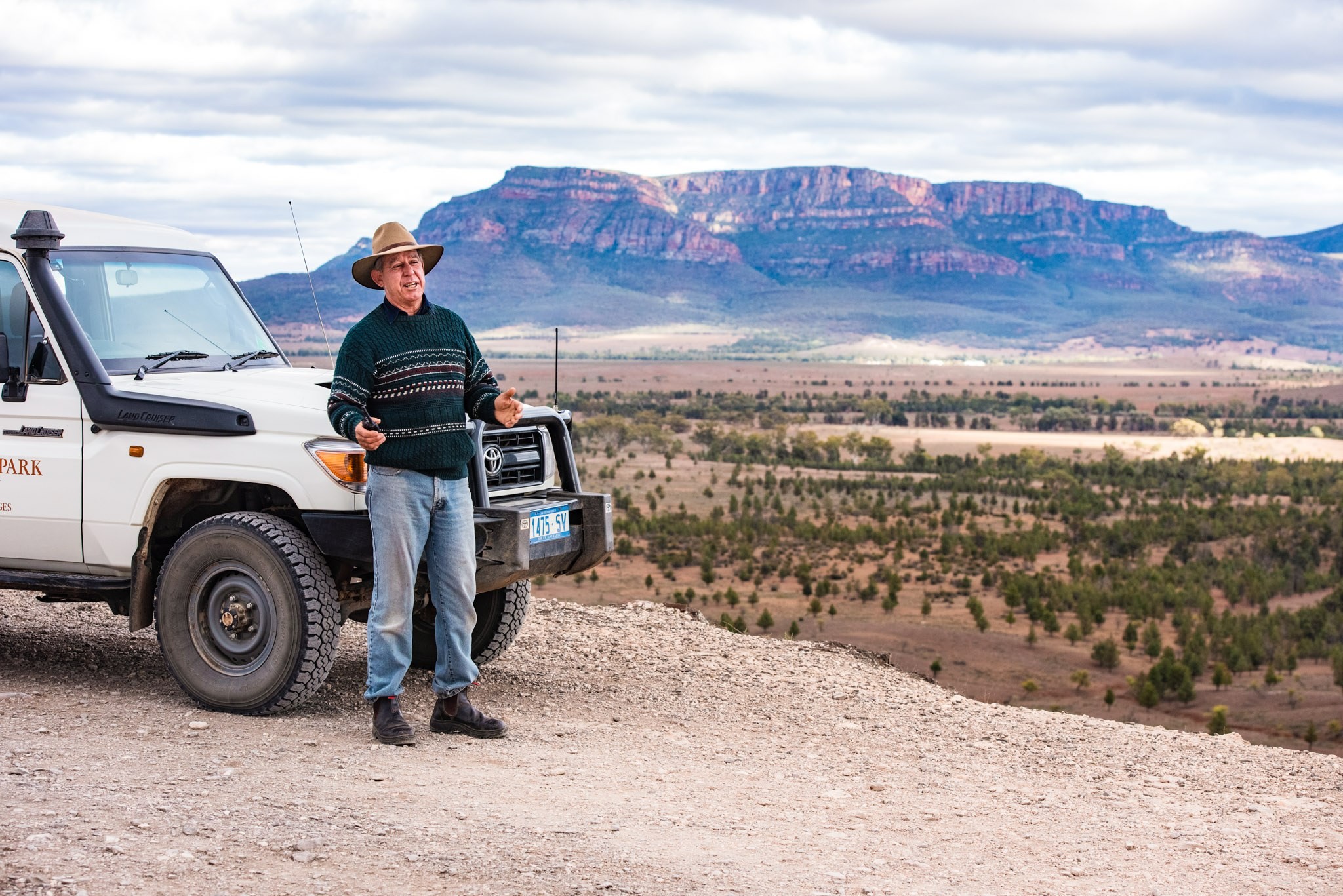 Aus host SA flinders ranges tony