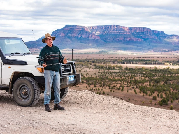Aus host SA flinders ranges tony