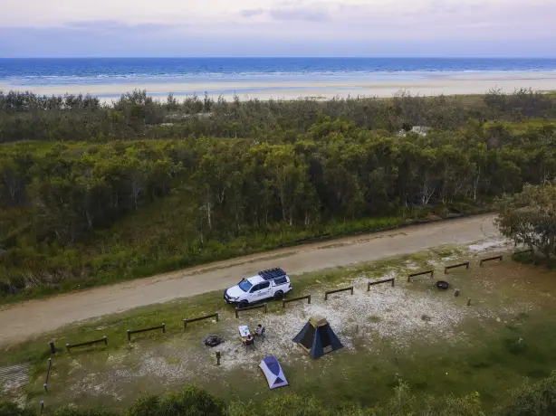 Aus qld Waddy Point Beachfront Campground fraser island