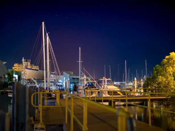 Aus qld townsville harbour danny poole OC unsplash