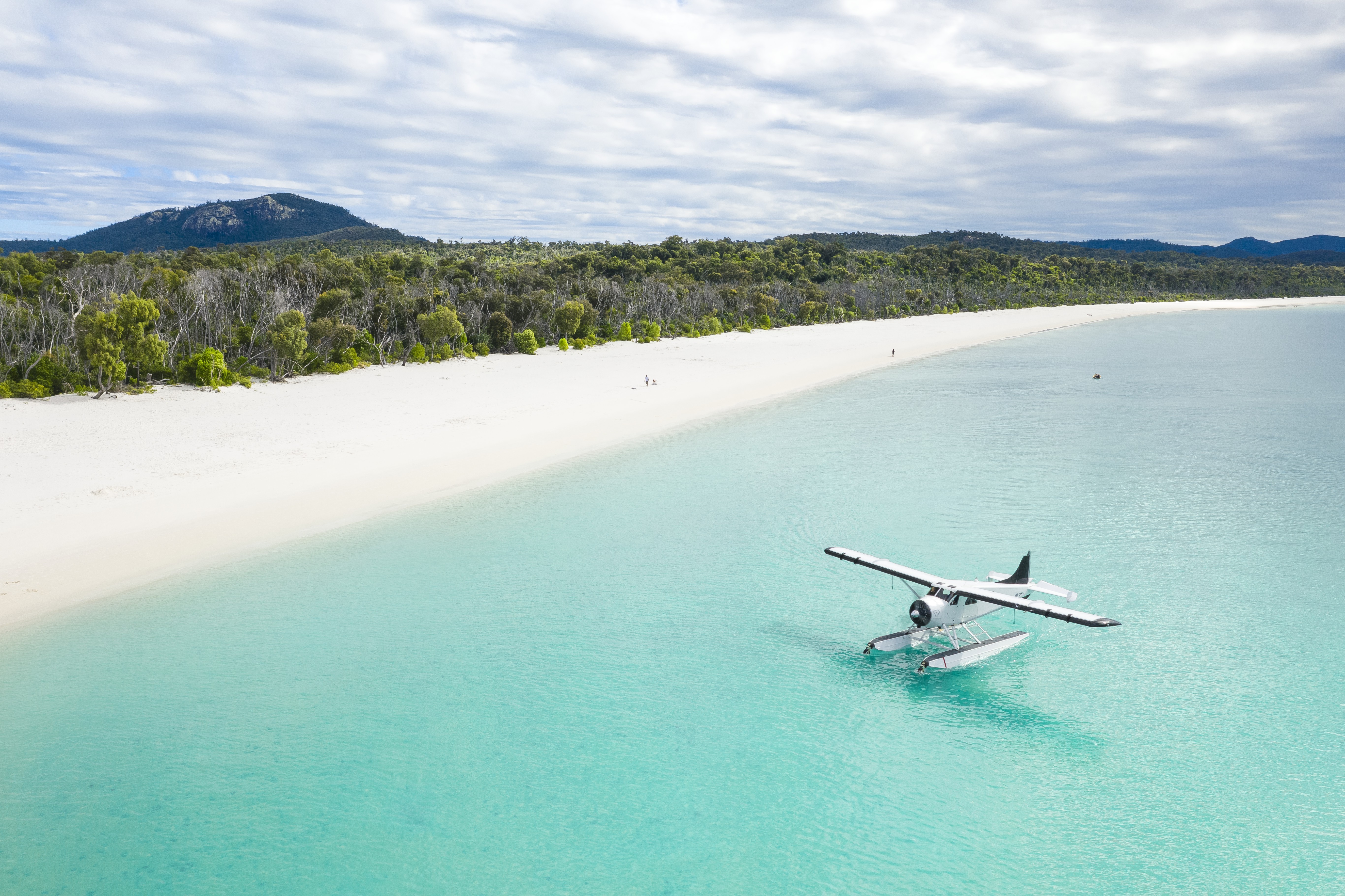Aus qld whitsundays whitehaven beach credit Tourism and Events Queensland