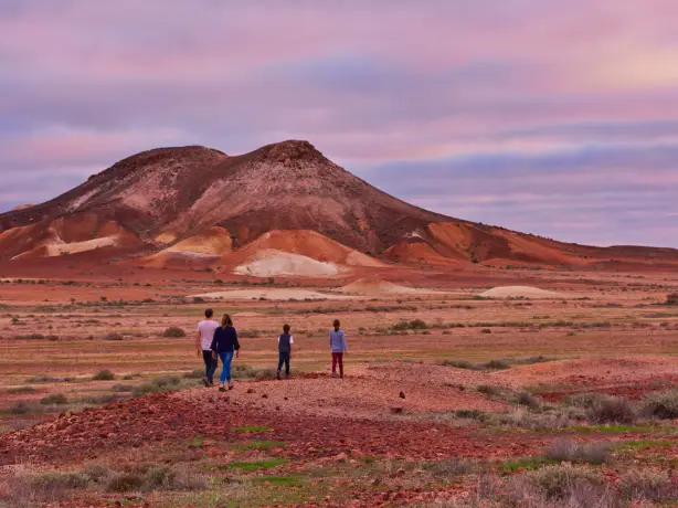 Aus sa coober pedy Kanku Breakaways Conservation Park credit South Australian Tourism Commission