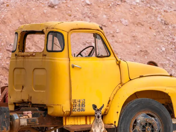 Aus sa coober pedy dug out bnb