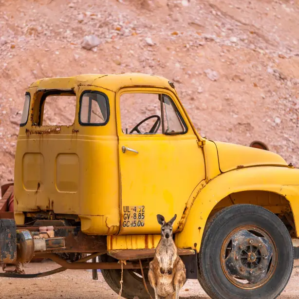 Aus sa coober pedy dug out bnb