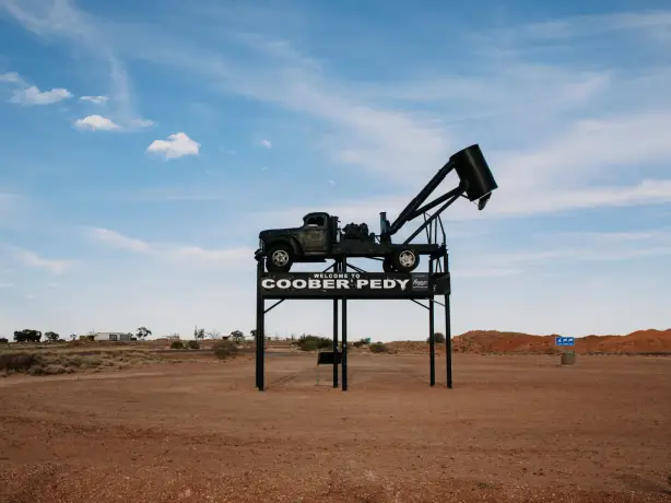 Aus sa coober pedy sign