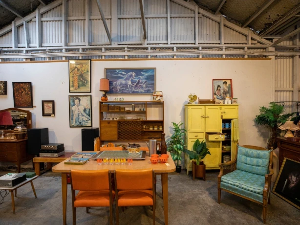 Aus tas launceston junk store