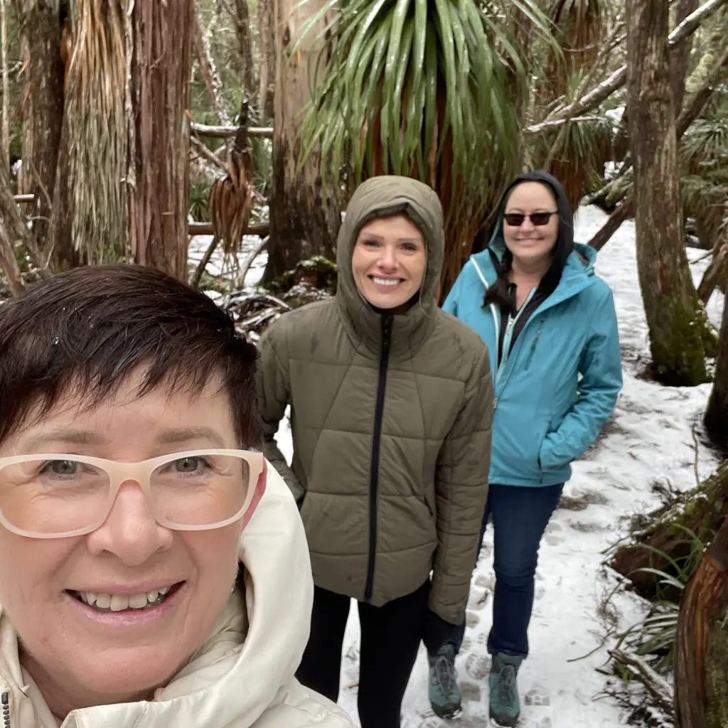 AUS Tasmania Mt Field Lake Dobson Heather Hannah