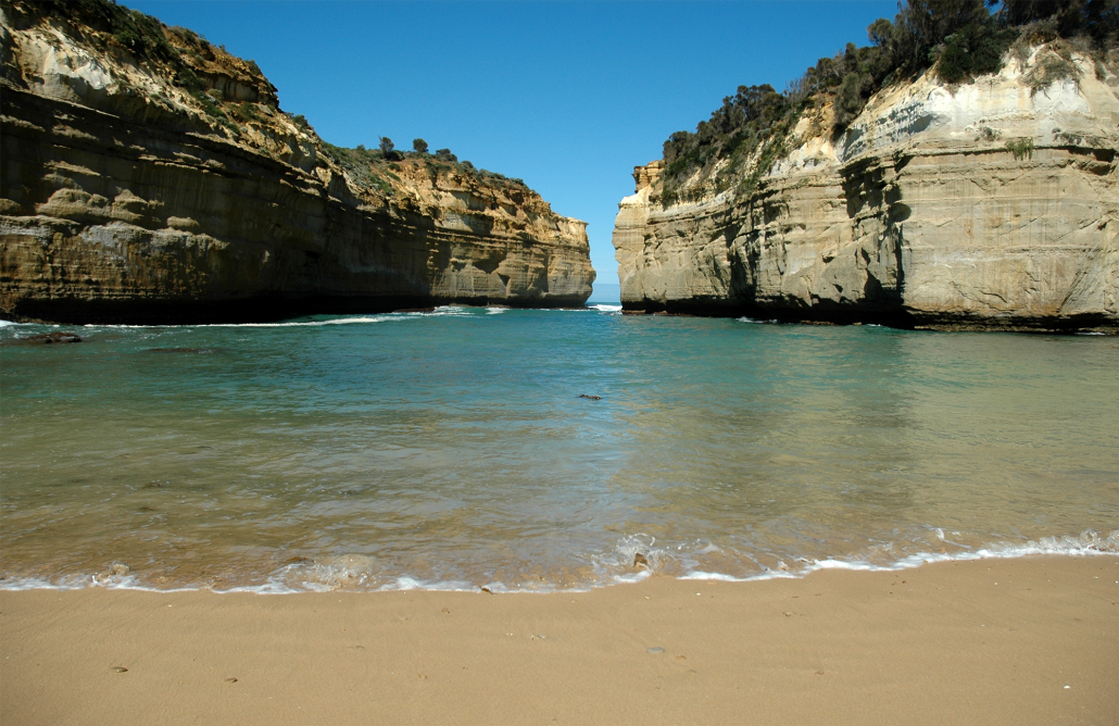Aus vic great ocean road Loch Ard Gorge 1030x668