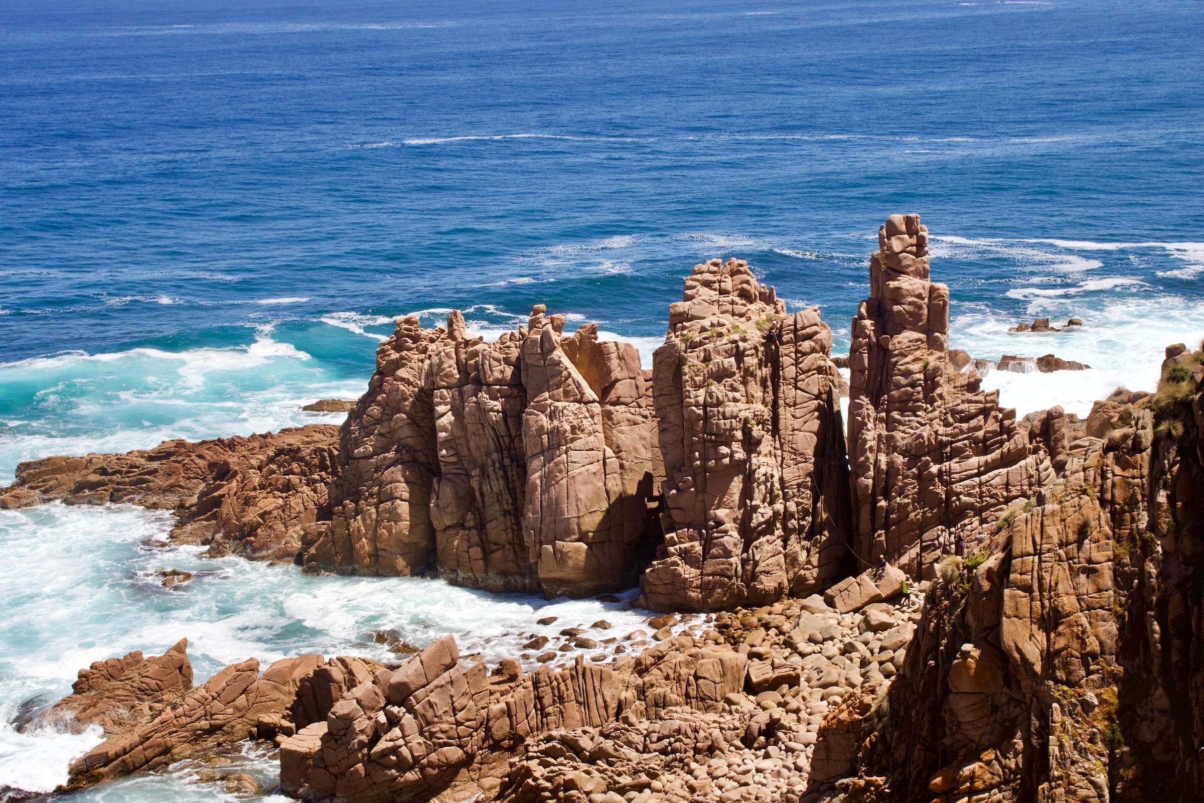 Aus vic phillip island Cape Woolamai pinnacles leon obrenov unsplash
