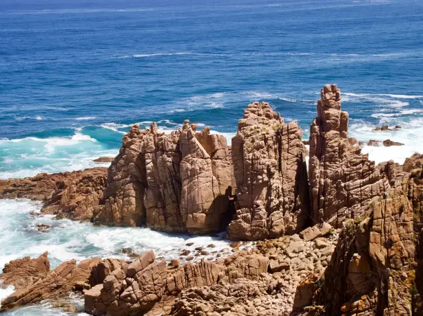 Aus vic phillip island Cape Woolamai pinnacles leon obrenov unsplash