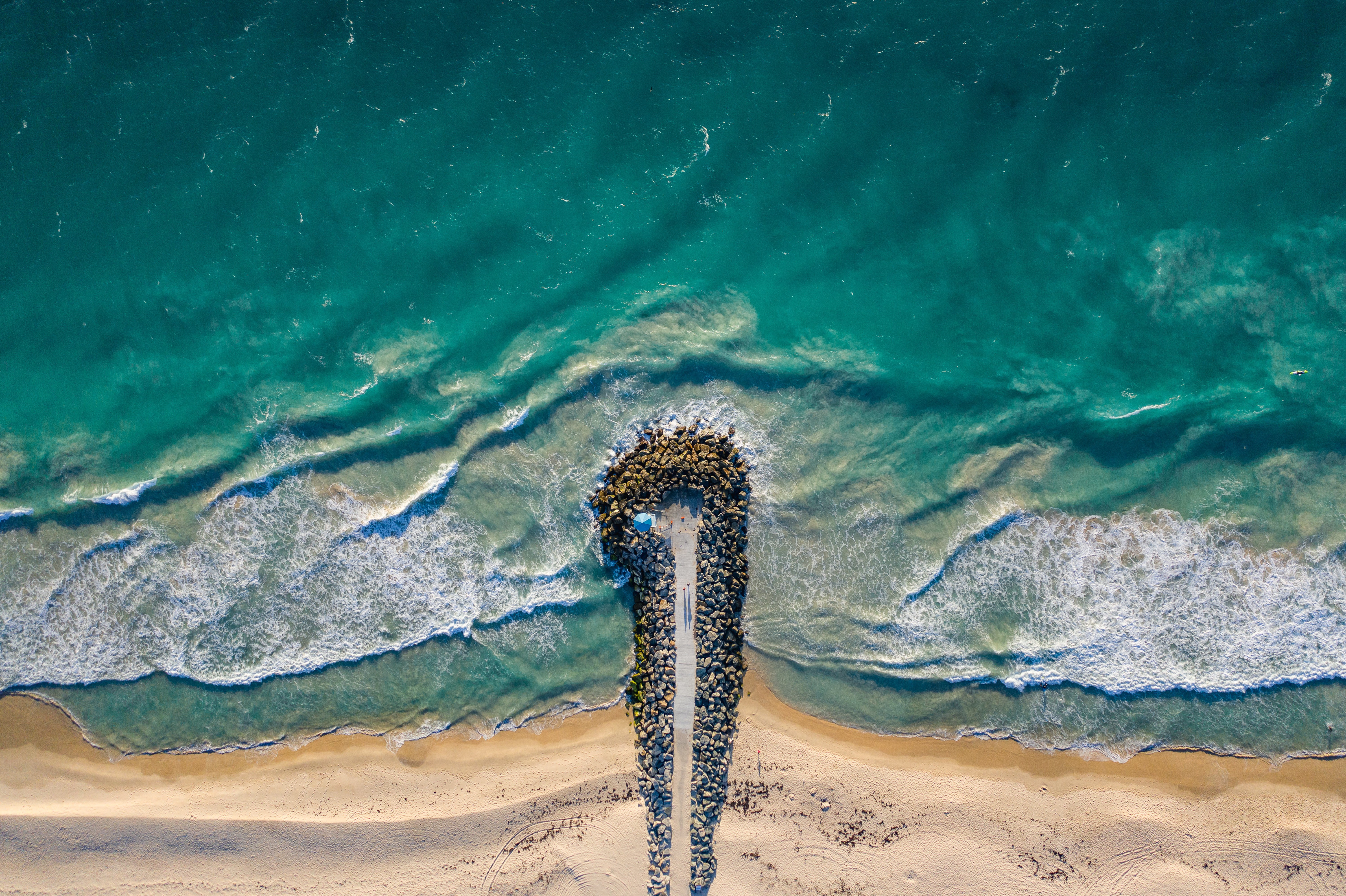 Aus wa City Beach Perth view credit Tourism Western Australia
