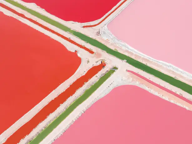 Aus wa Hutt Lagoon near Port Gregory credit Tourism Western Australia and credit Sailor Jay on social media