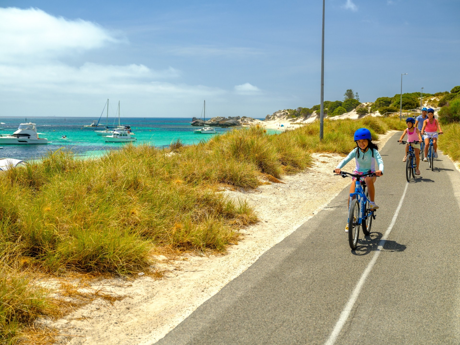 1 aus wa rottnest island Longreach Bay credit Tourism Western Australia