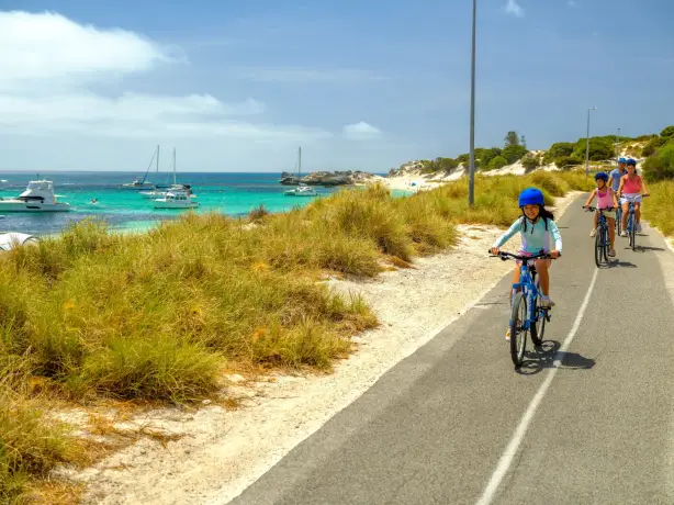 1 aus wa rottnest island Longreach Bay credit Tourism Western Australia