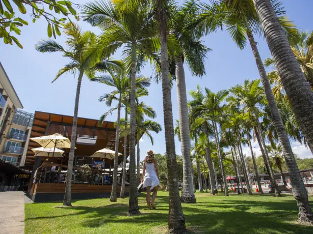 Aus Darwin Waterfront NT credit Tourism Australia