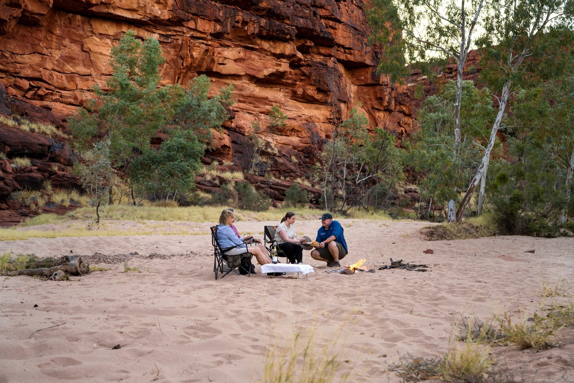Aus nt alice springs Expeditions credit Tourism Australia