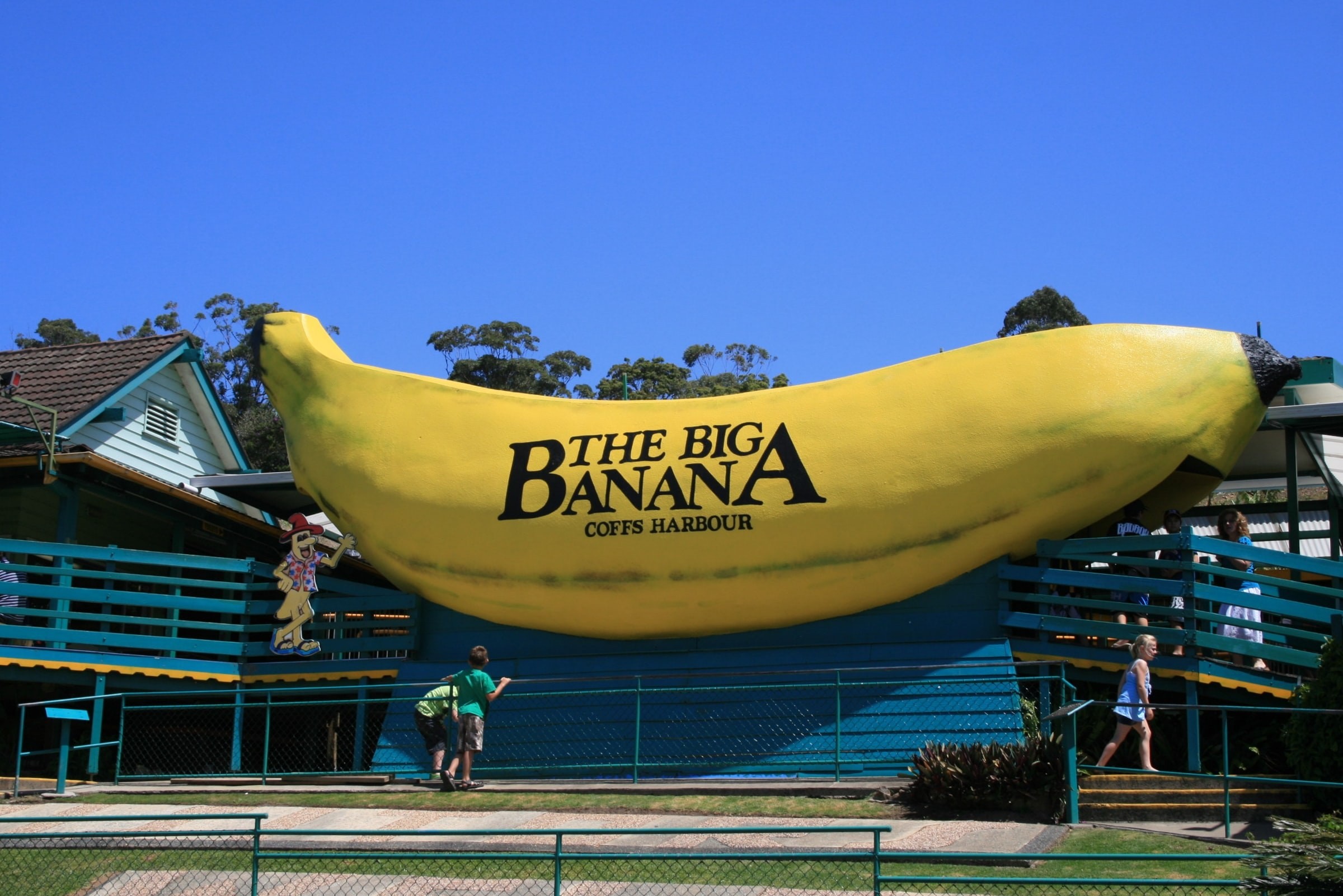 Aus nsw coffs harbour the big banana matthijs photography unsplash