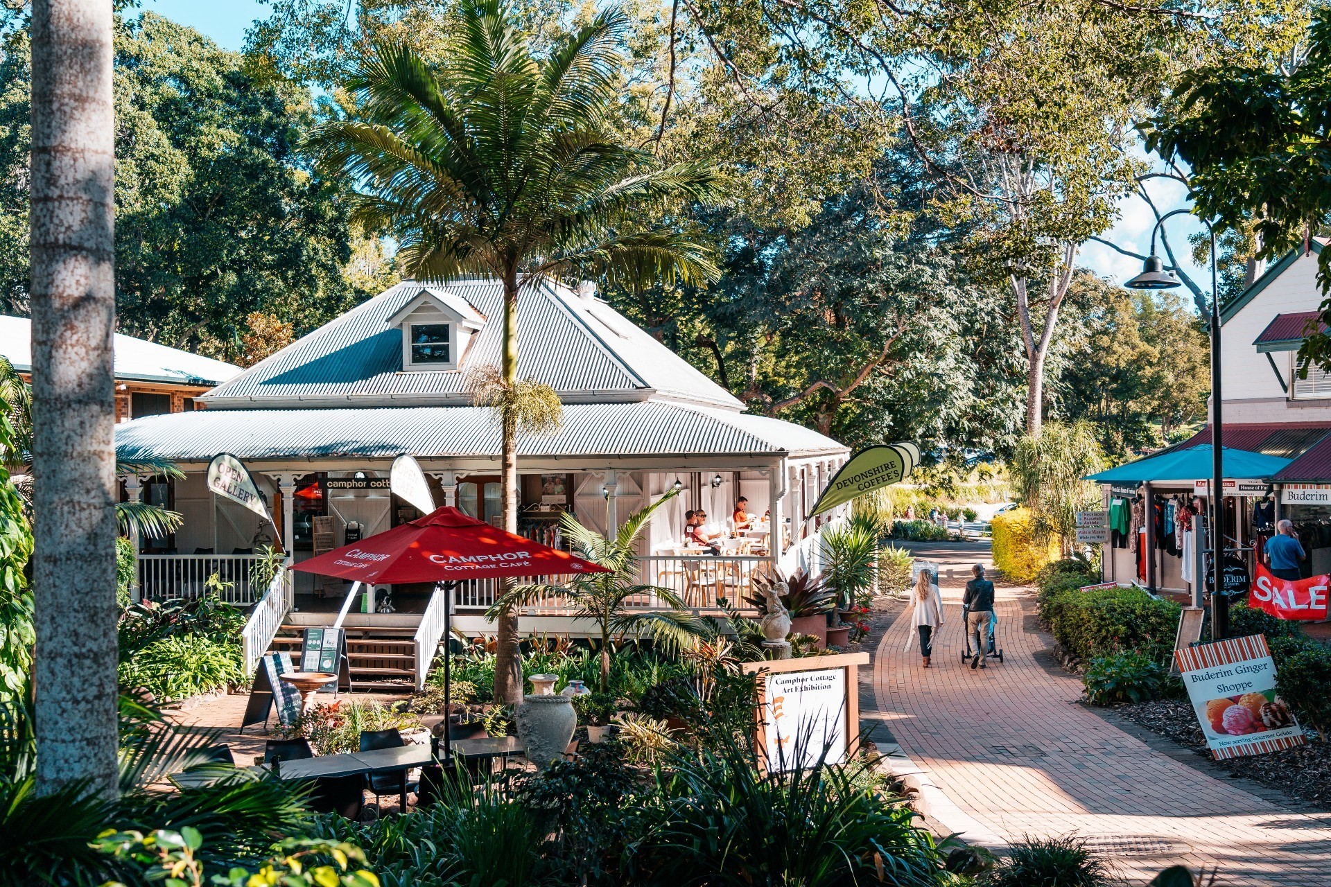 Aus queensland montville art galleries credit Tourism and Events Queensland 1
