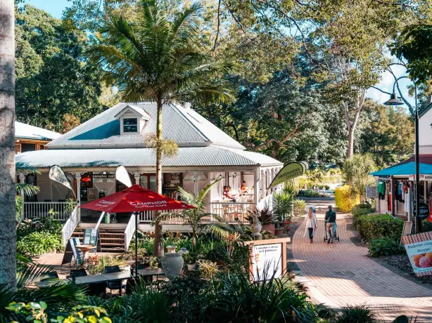 Aus queensland montville art galleries credit Tourism and Events Queensland 1