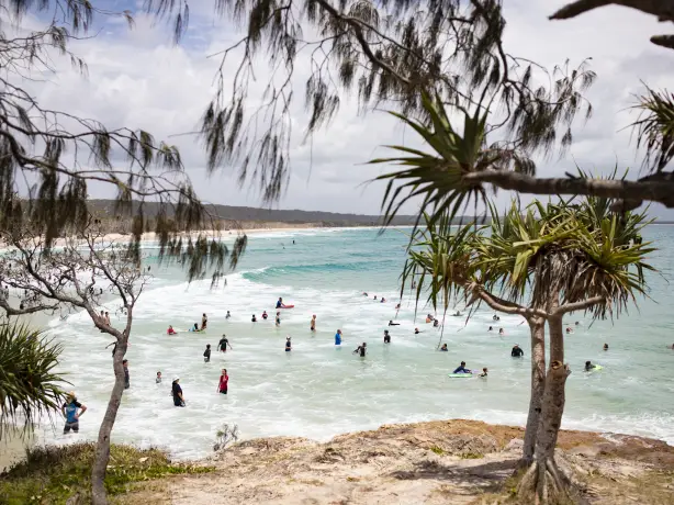Aus qld brisbane north stradbroke island cylinder beach credit Tourism and Events Queensland 1