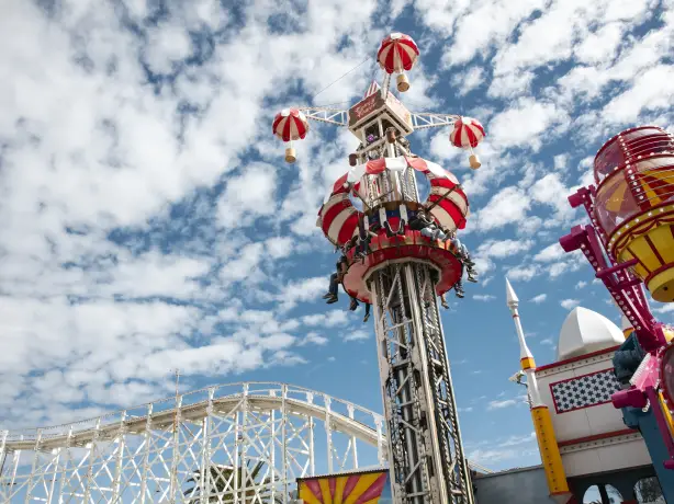 Aus vic melbourne Rides at Luna Park St Kilda credit Tourism Australia