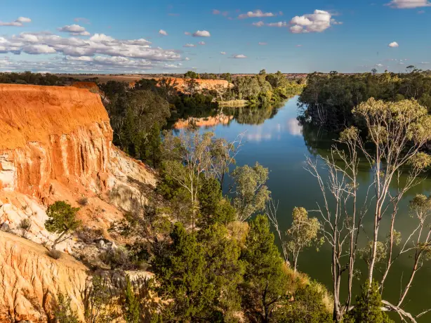 Murray River Walk Headings Cliffs SA credit Murray R Iver Walk