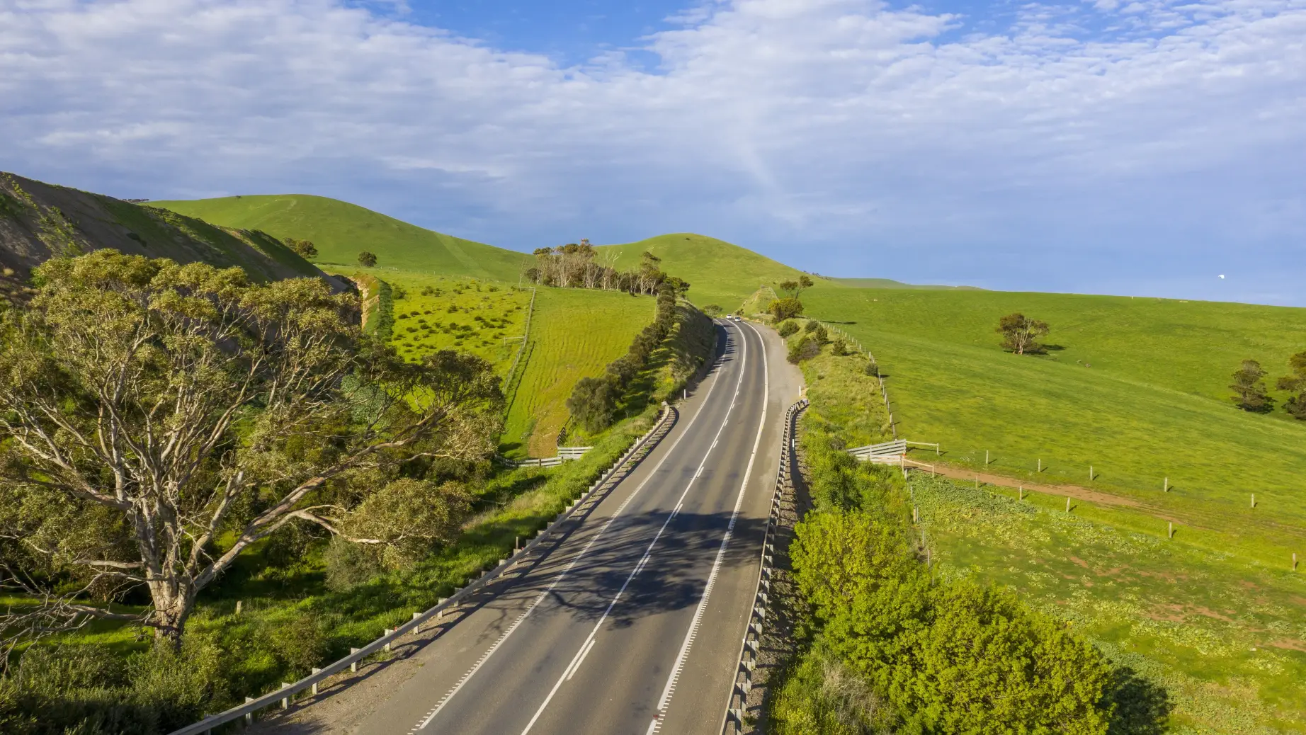 Paddocks above Sellicks beach Mc Laren Vale SA credit Tourism Australia