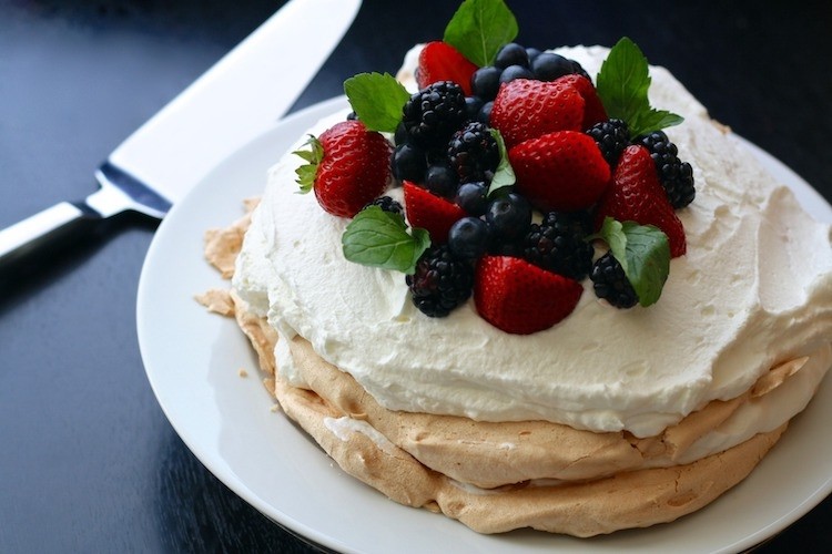 Aus pavlova food cuisine