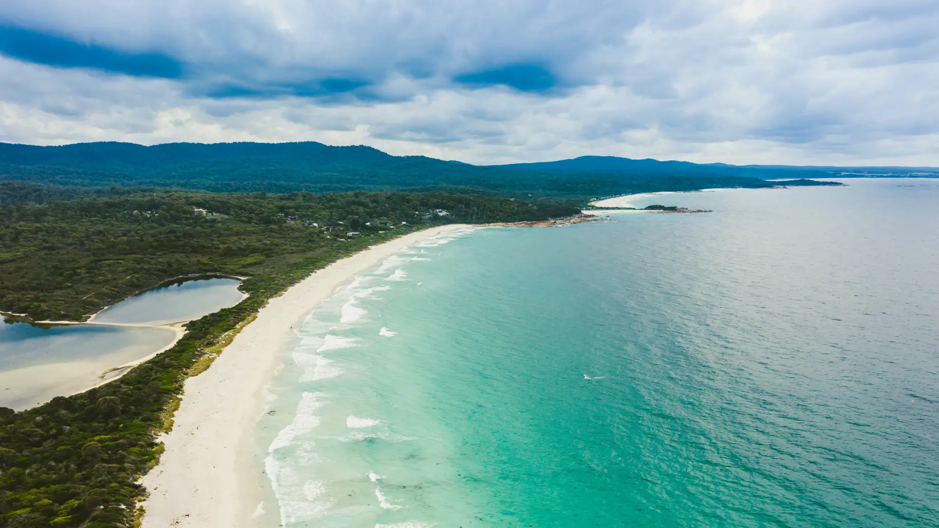 Aus tasmania binnalong bay beach credit J Da Seymour Photomedia