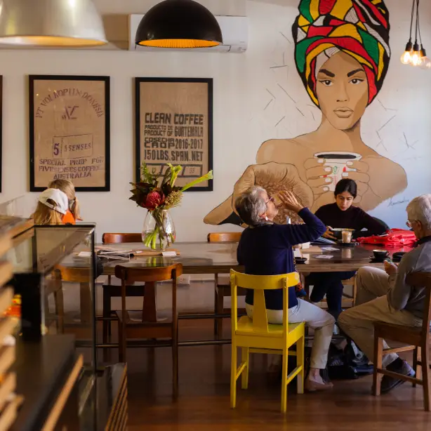 Binnen in een plaatselijk café in Tasmanië, Australië