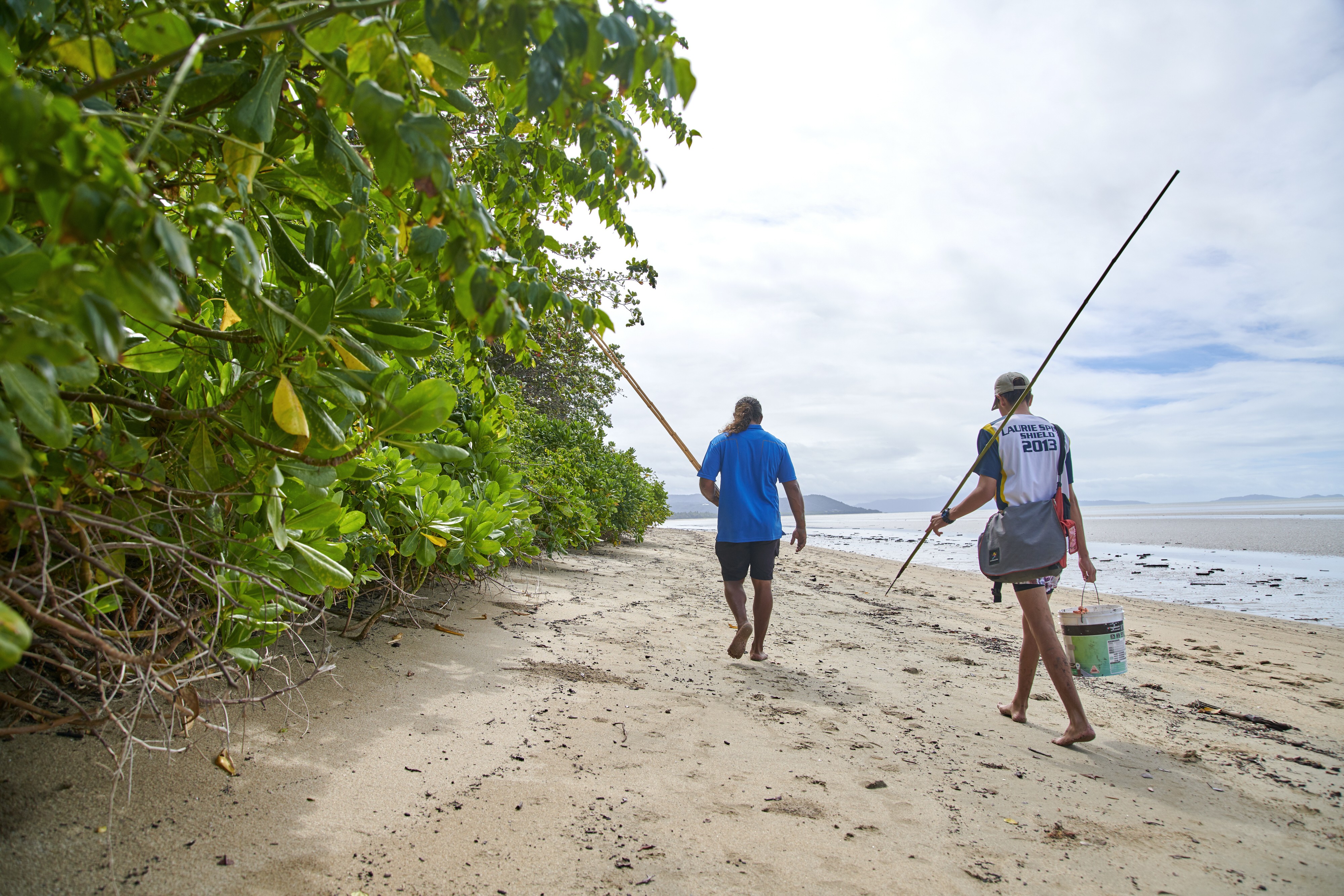Au daintree walkabout adventures brandon beach discoverpage detailed culture history 1