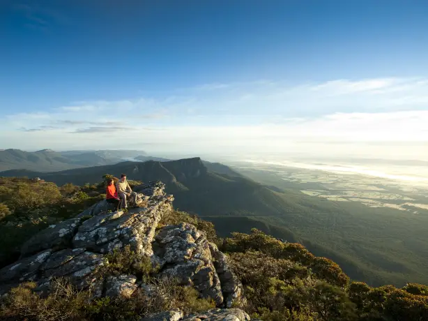 au grampians peaks trail lookout header