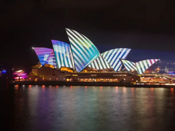 aus sydney opera house lights night