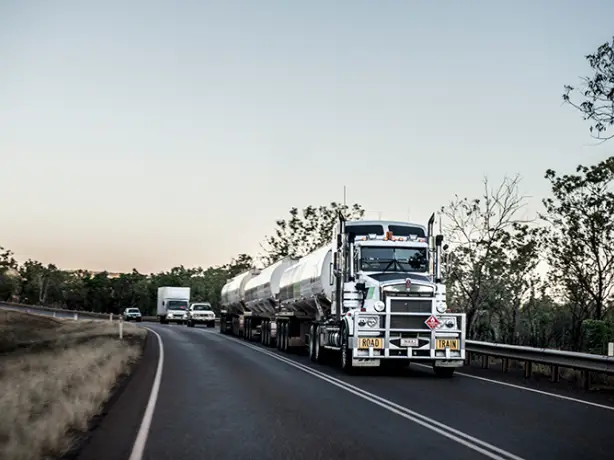 Te australia katherine highway onno roadtrain