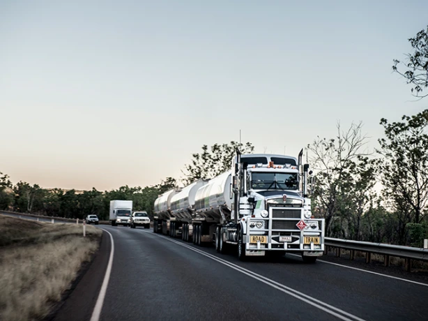 Te australia katherine highway onno roadtrain