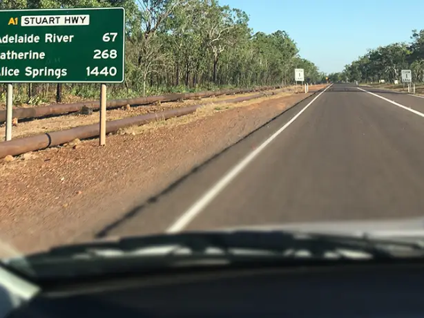 Te australia katherine highway sign onno